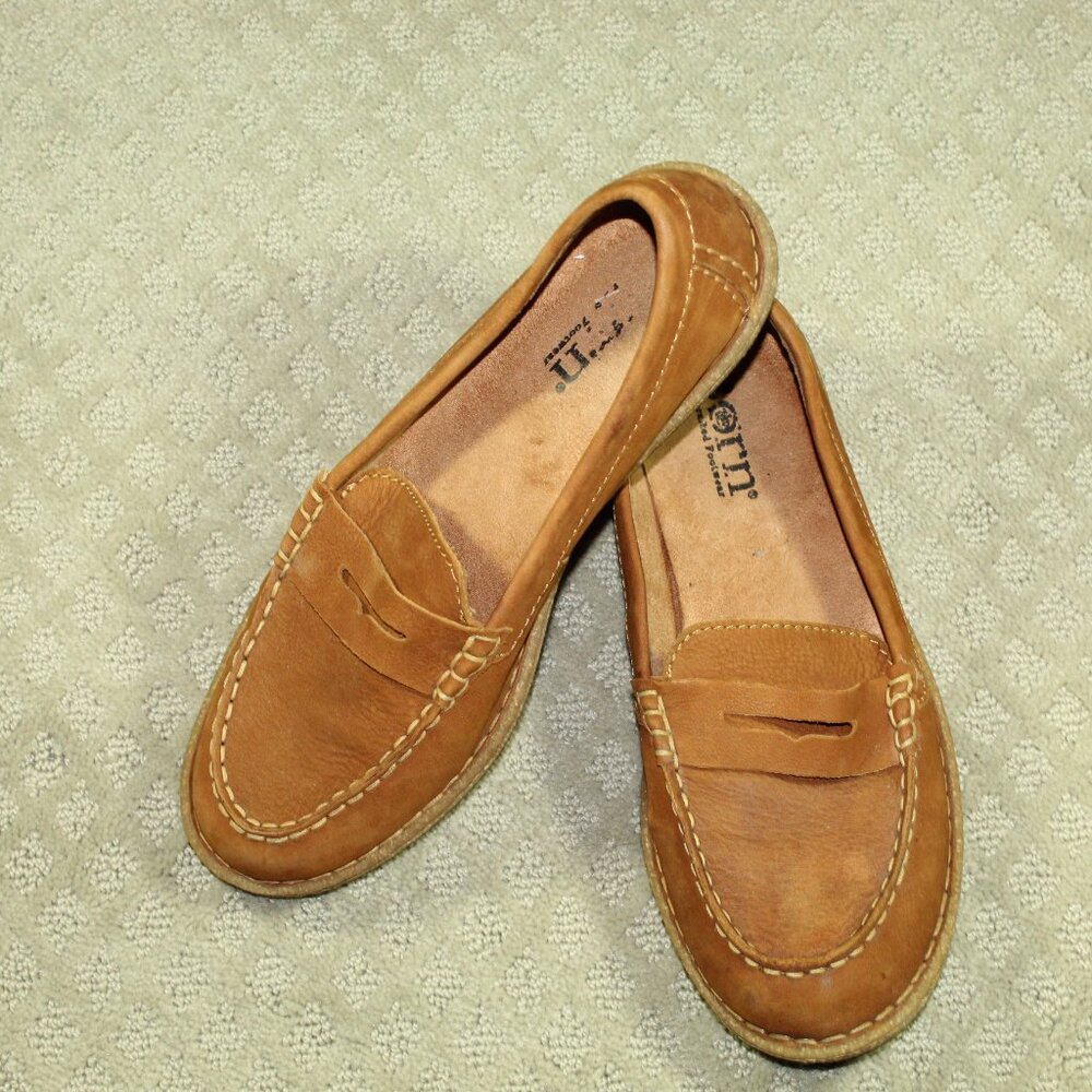 Born Men's Size 10 Cognac Leather Penny Loafers